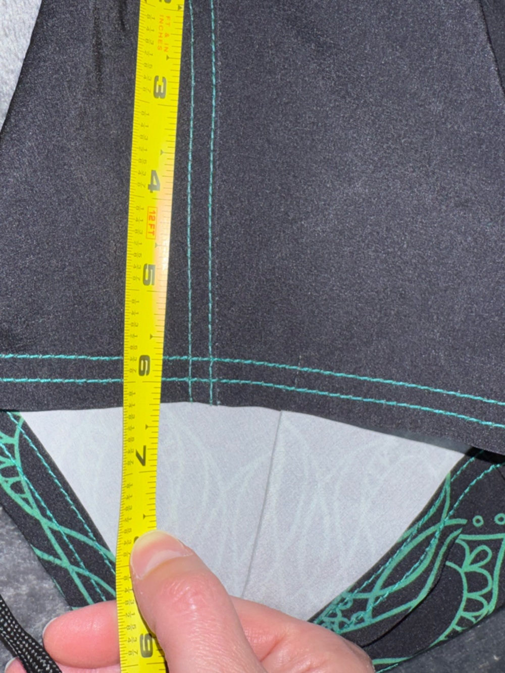 PrAna Makenna Black, Green, & Blue Mandala Board Swim Short Size Small - Picture 6 of 6